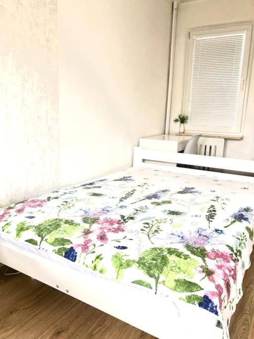 Miejskie Mieszkanie Apartamento Varsóvia Exterior foto