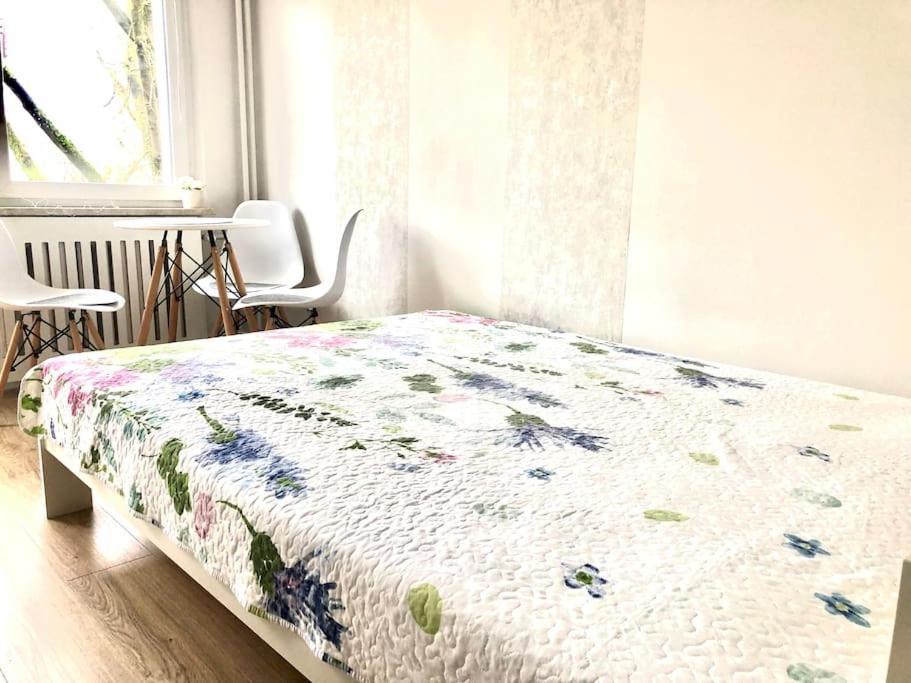 Miejskie Mieszkanie Apartamento Varsóvia Exterior foto